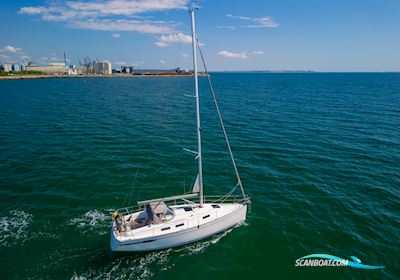 Bavaria 32 Cruiser Sailingboat 2010, with Volvo Penta engine, Denmark
