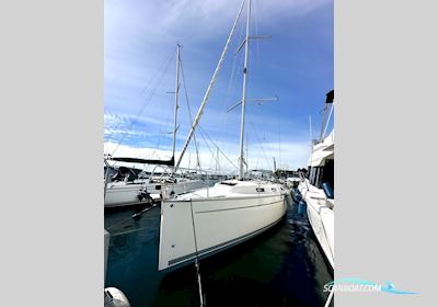 Bavaria 32 Cruiser Sailingboat 2012, with Volvo Penta
 engine, Denmark