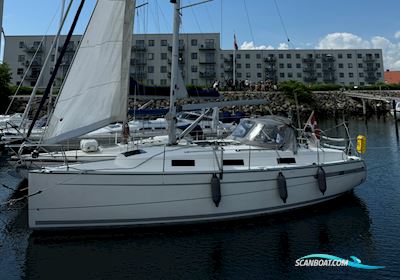 Bavaria 32 Cruiser Sailingboat 2010, with Volvo Penta engine, Denmark