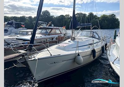 Bavaria 32 Sailingboat 2005, with Volvo MD20-20 engine, Germany