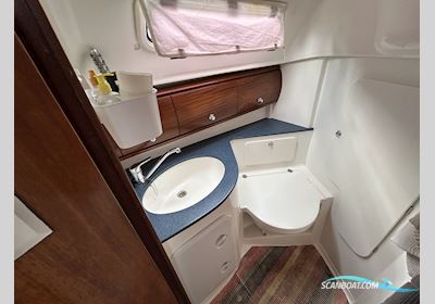 Bavaria 32 Sailingboat 2004, with Volvo Penta engine, Germany