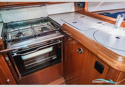 Bavaria 32 Sailingboat 2005, with Volvo Penta MD2020-D, 19 hk engine, Sweden