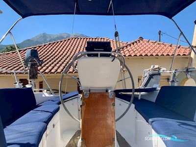Bavaria 32 Sailingboat 2004, with Volvo Penta MD2020 engine, Greece