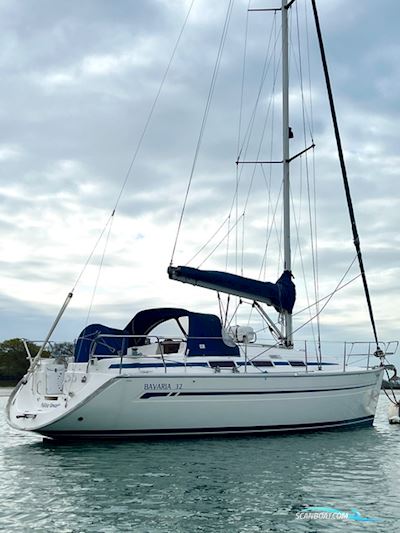 Bavaria 32 Sailingboat 2004, with Volvo Penta MD2020 engine, United Kingdom