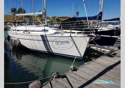 Bavaria 32 Sailingboat 2002, with VOLVO DIESEL engine, France