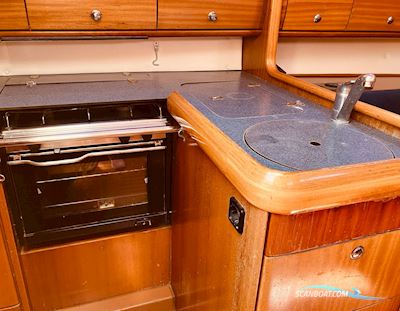 Bavaria 32 Sailingboat 2004, with Volvo Penta MD2020 engine, Greece
