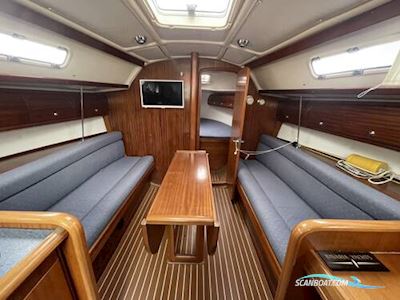 Bavaria 32 Sailingboat 2002, with Volvo Penta engine, United Kingdom