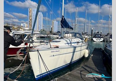 Bavaria 32 Sailingboat 2004, with Volvo Penta MD2020 engine, United Kingdom