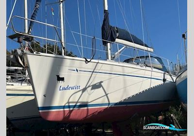 Bavaria 34-3 Sailingboat 2000, with Volvo MD2020 engine, The Netherlands