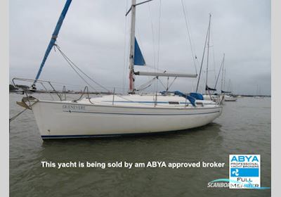 Bavaria 34 Sailingboat 1999, with Volvo Penta MD20 engine, United Kingdom