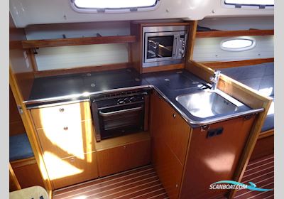 Bavaria 35 Cruiser Sailingboat 2009, with Volvo Penta D1-30F engine, The Netherlands