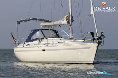 Bavaria 35 Holiday Sailingboat 1997, with Volvo engine, The Netherlands