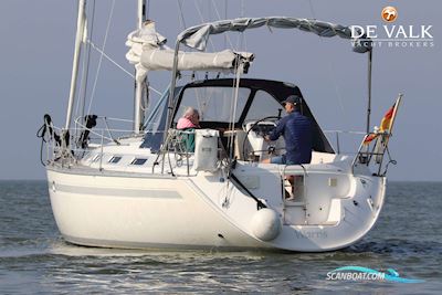 Bavaria 35 Holiday Sailingboat 1997, with Volvo engine, The Netherlands