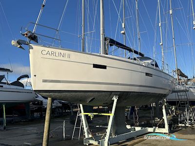 Bavaria 36 Cruiser Sailingboat 2011, with Volvo Penta engine, United Kingdom