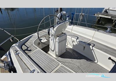 Bavaria 37-2 Sailingboat 2000, with Volvo Penta engine, The Netherlands