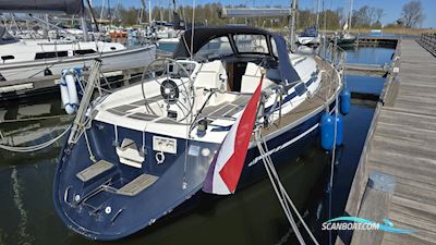 Bavaria 37-2 Sailingboat 2000, with Volvo Penta engine, The Netherlands