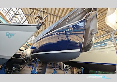 Bavaria 37 Cruiser Sailingboat 2006, with Volvo Penta D2-40 engine, Germany