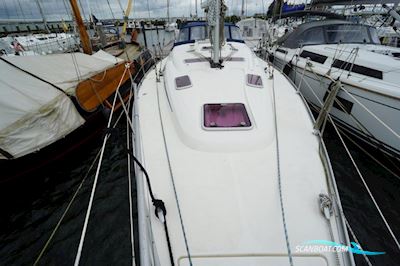 Bavaria 37 Cruiser Sailingboat 2006, with Volvo Penta engine, The Netherlands