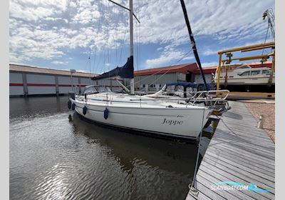 Bavaria 38-2 Sailingboat 2004, with Volvo Penta engine, The Netherlands