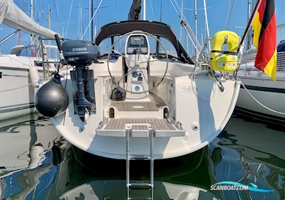 Bavaria 38 Cruiser Sailingboat 2009, with Volvo D2-40B engine, Germany
