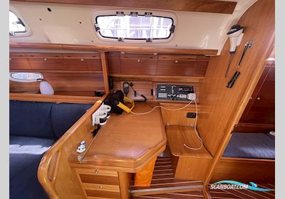 Bavaria 38 Holiday Sailingboat 2009, with Volvo Penta D2-50 engine, Germany