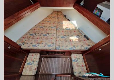 Bavaria 38 Ocean Sailingboat 2000, with Volvo Penta MD22L engine, United Kingdom