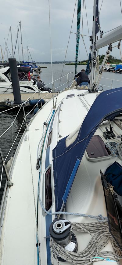 Bavaria 38 mit Liegeplatz und Winterlager, Rostock Sailingboat 2004, with Volvo Penta MD 2030 engine, Germany