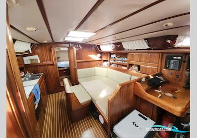 Bavaria 42 Sailingboat 2000, with Volvo Penta engine, No country info