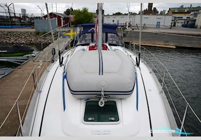 Bavaria 44  Sailingboat 2002, with Volvo Penta D2-55D engine, Sweden