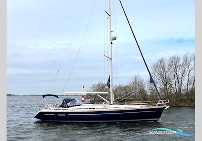 Bavaria 44 Custom Line Sailingboat 2002, with Volvo Penta D2-55 engine, The Netherlands
