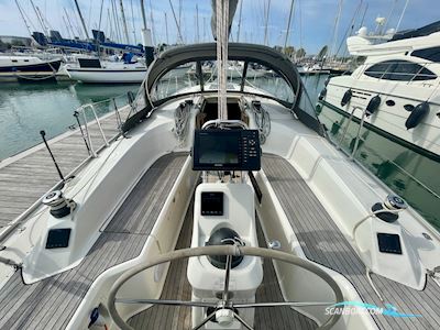 Bavaria Cruiser 33 Sailingboat 2015, with Volvo Penta engine, United Kingdom