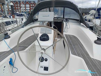 Bavaria Cruiser 33 Sailingboat 2015, with Volvo Penta engine, United Kingdom