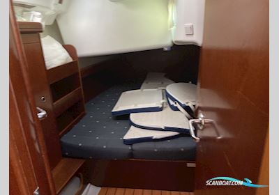 Beneteau 423 Sailingboat 2005, with VOLVO PENTA D 2 engine, Croatia