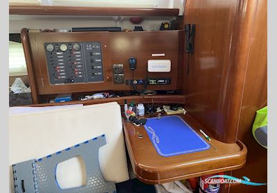 Beneteau 423 Sailingboat 2005, with VOLVO PENTA D 2 engine, Croatia