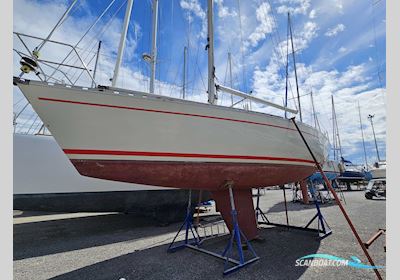 Beneteau FIRST 35 Sailingboat 1980, with SOLE engine, France