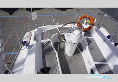 Beneteau OCEANIS 331 Sailingboat 2003, with Volvo Penta D1-30 engine, Italy