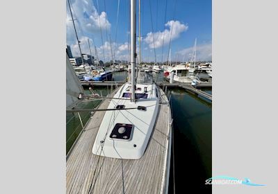 Beneteau OCEANIS 43 Sailingboat 2011, with Yanmar 4JH5E 54 ch engine, France