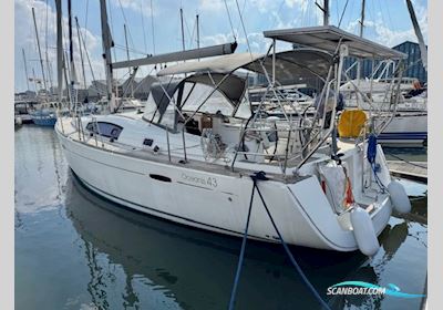 Beneteau OCEANIS 43 Sailingboat 2011, with Yanmar 4JH5E 54 ch engine, France