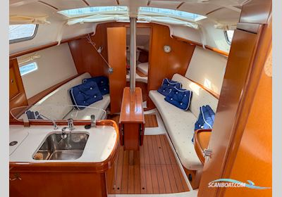 Beneteau Oceanis 323 Clipper Sailingboat 2007, with Yanmar 3YM20 engine, Sweden