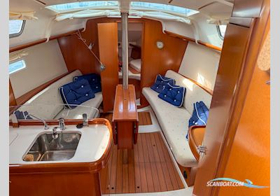 Beneteau Oceanis 323 Clipper Sailingboat 2007, with Yanmar 3YM20 engine, Sweden