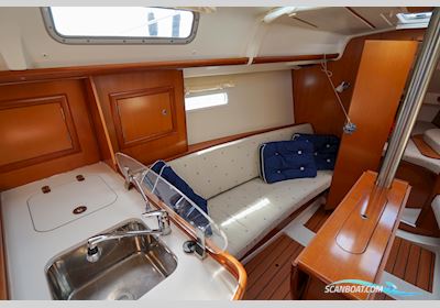 Beneteau Oceanis 323 Clipper Sailingboat 2007, with Yanmar 3YM20 engine, Sweden