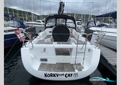 Beneteau Oceanis 34 Sailingboat 2015, with Yanmar 3YM30 engine, United Kingdom