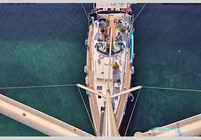 Beneteau Oceanis 473 Clipper Sailingboat 2001, with Volvo MD25 59Hp direct drive diesel engine driving 3 Blade, Bronze propeller engine, Greece