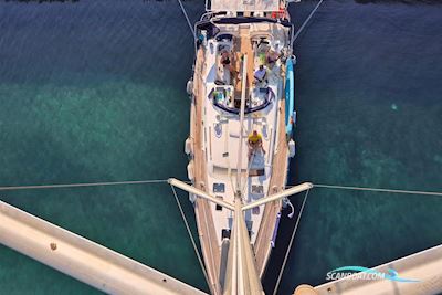 Beneteau Oceanis 473 Clipper Sailingboat 2001, with Volvo MD25 59Hp Direct Drive Diesel Engine Driving 3 Blade, Bronze Propeller engine, Greece