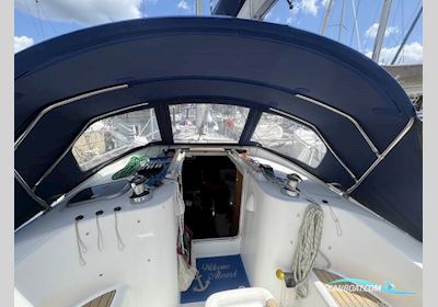 Beneteau Oceanis Clipper 381 Sailingboat 1999, with Volvo MD22L engine, United Kingdom