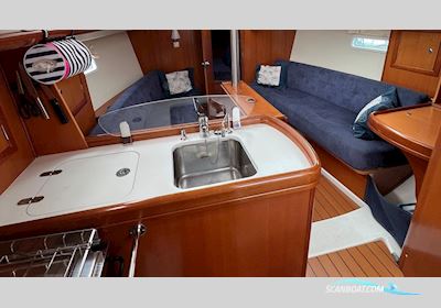 Beneteau Segelbåtar Oceanis 323 Sailingboat 2007, with Yanmar engine, Sweden