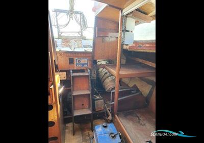 Classic Yacht Classic Kliever 11 Sailingboat 1980, with Petter engine, United Kingdom