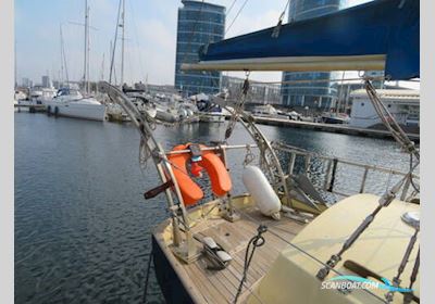 Classic Yacht Great Dane 37 Sailingboat 1970, with Perkins 4236 engine, United Kingdom