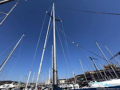 Contention 33 Sailingboat 1976, with Yanmar 3YM30 engine, United Kingdom
