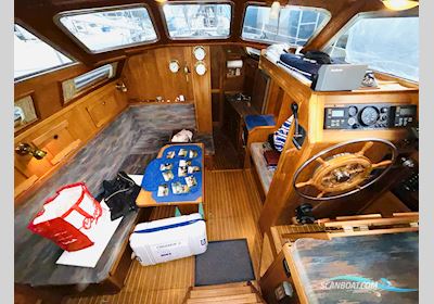 Contest 33 CC Sailingboat 1991, with Mercedes OM 615 engine, Germany